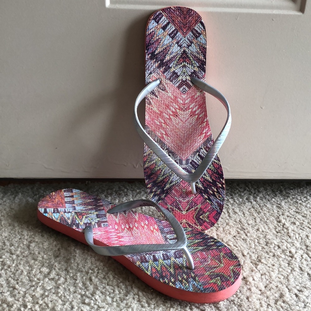 Patterned Flip Flops - Picture 2 of 2